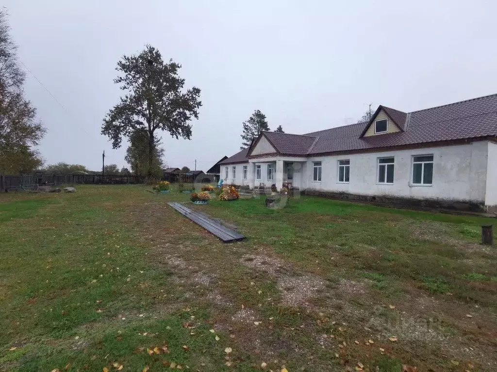 Дом в Амурская область, Мазановский муниципальный округ, с. Белоярово ... - Фото 1