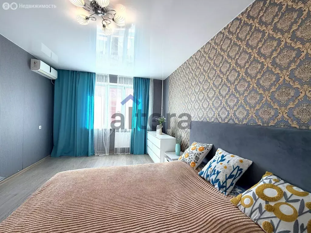 3-комнатная квартира: село Осиново, улица Гайсина, 2 (82 м) - Фото 2