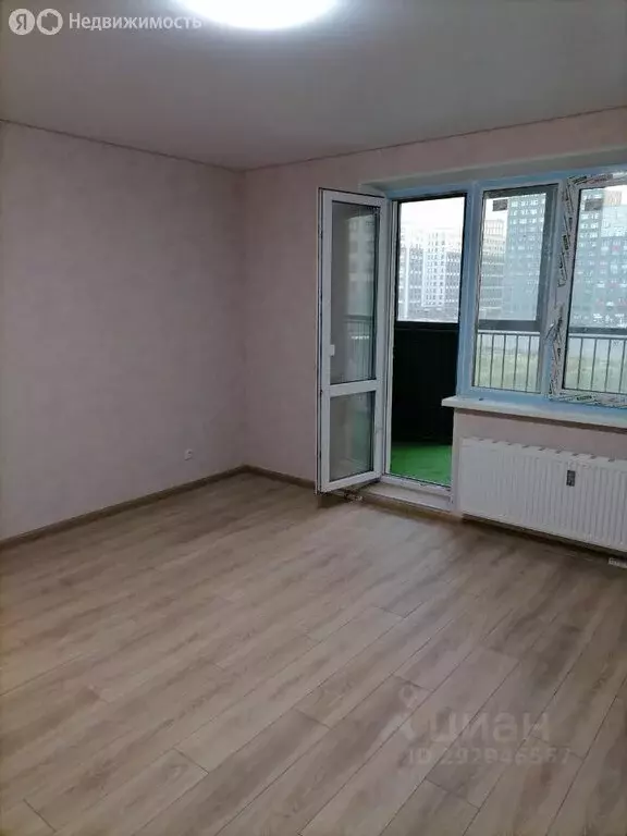 2-комнатная квартира: Тюмень, Алматинская улица, 12 (64.3 м) - Фото 1