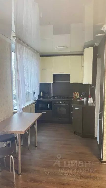 2-к кв. Татарстан, Нижнекамск просп. Химиков, 30 (44.0 м) - Фото 1