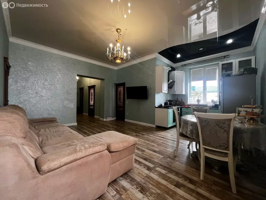 3-комнатная квартира: Нальчик, улица Мечникова, 175 (63 м) - Фото 1