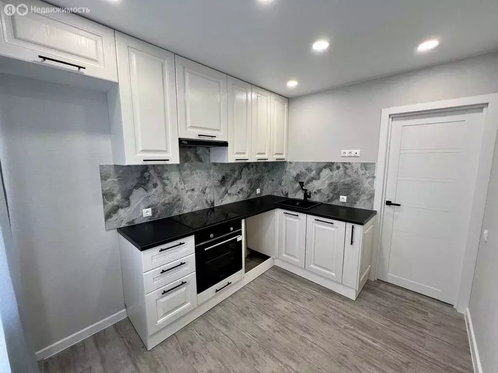 2-комнатная квартира: Тюмень, Ставропольская улица, 11 (53 м) - Фото 1