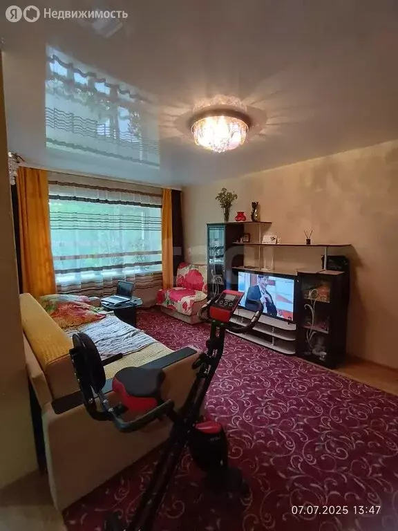 3-комнатная квартира: Нижний Тагил, улица Гагарина, 8 (55.7 м) - Фото 0