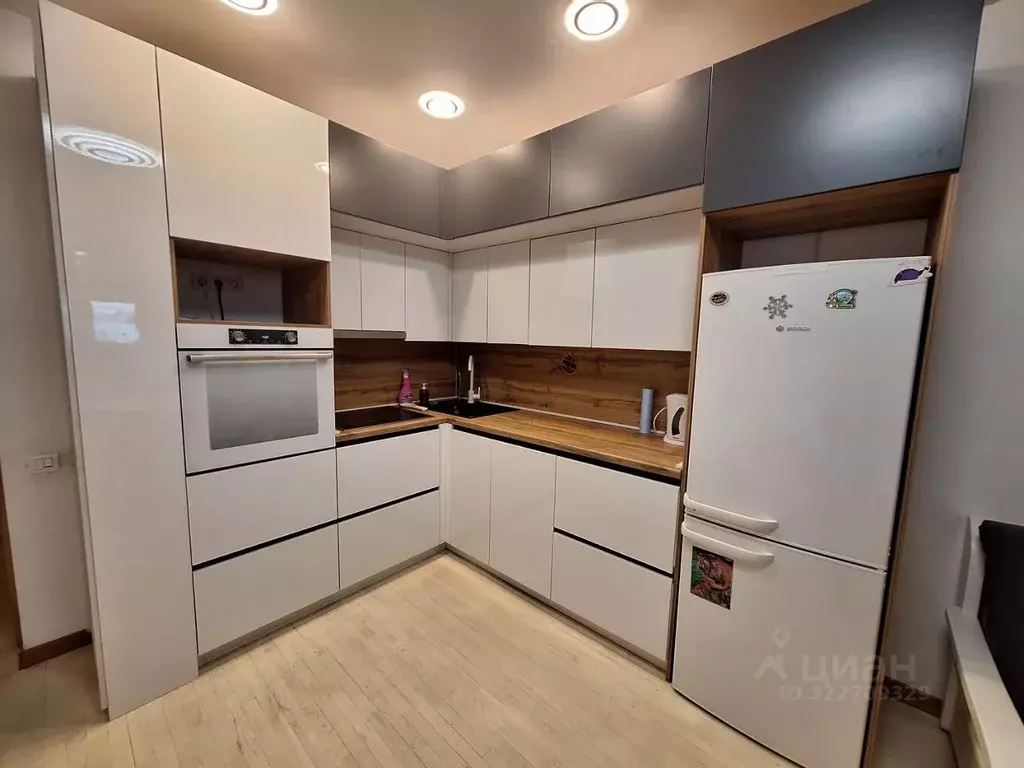 1-к кв. Челябинская область, Челябинск Каслинская ул., 101а (50.0 м) - Фото 1