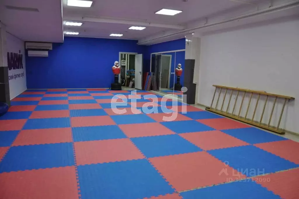 Помещение свободного назначения в Ханты-Мансийский АО, Сургут ул. 30 ... - Фото 1