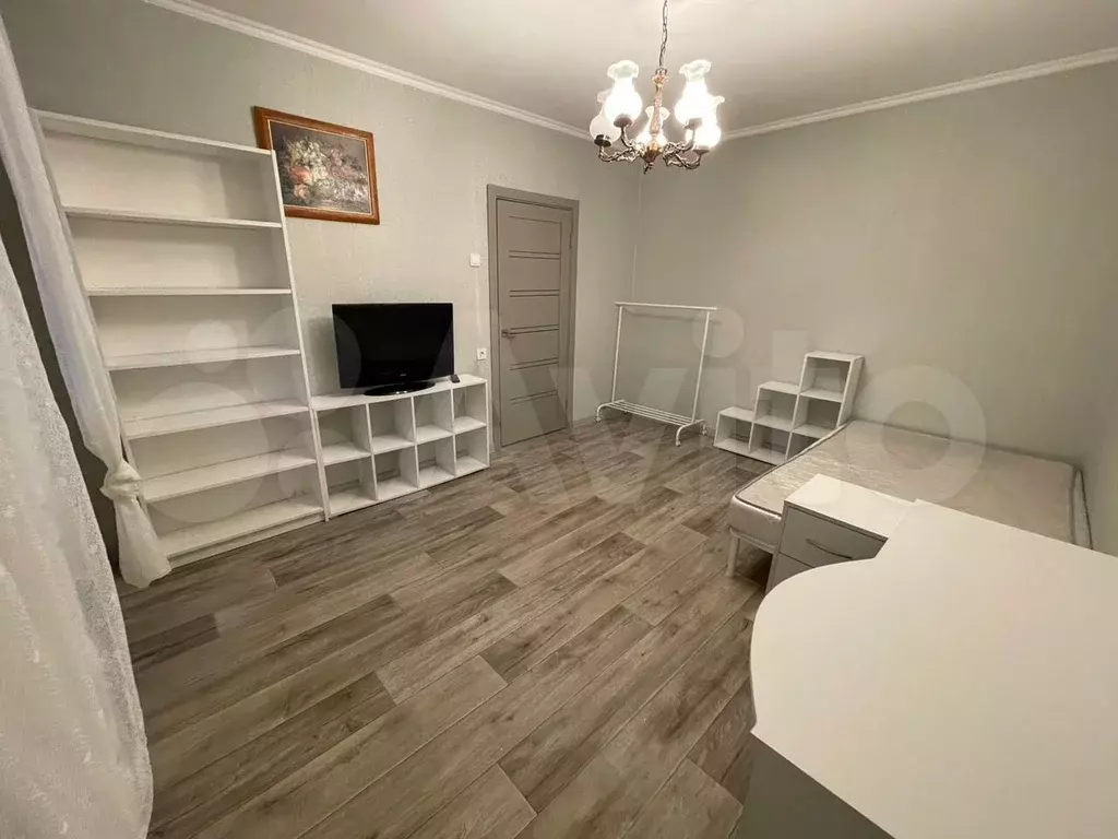 1-к. квартира, 40 м, 9/12 эт. - Фото 0
