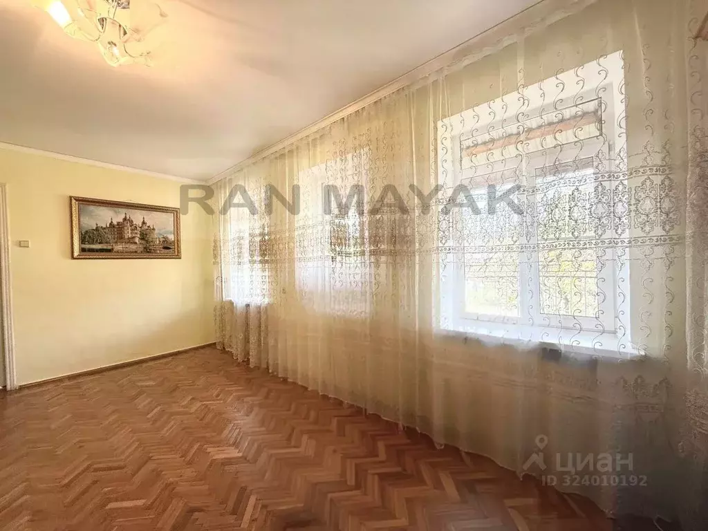 Дом в Адыгея, Майкоп Адыгейская ул., 116 (170 м) - Фото 1