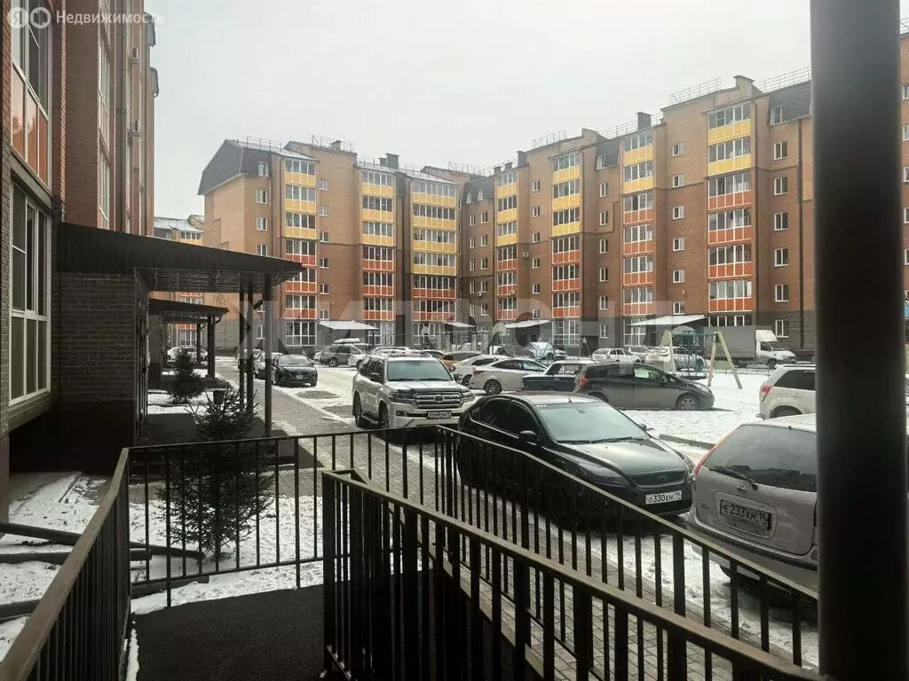 3-комнатная квартира: Абакан, улица Генерала Тихонова, 6 (73 м) - Фото 1