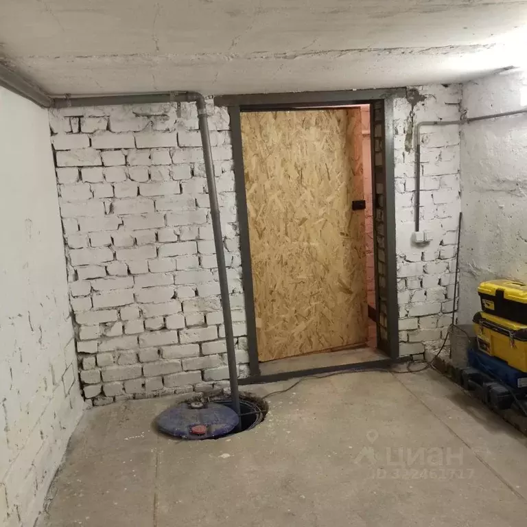 Помещение свободного назначения в Саратовская область, Саратов пл. ... - Фото 2