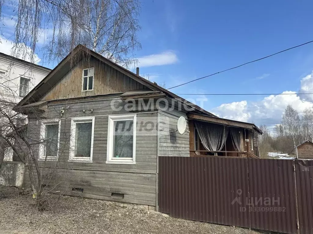 Дом в Вологодская область, Кириллов ул. Гагарина, 95 (59 м) - Фото 1
