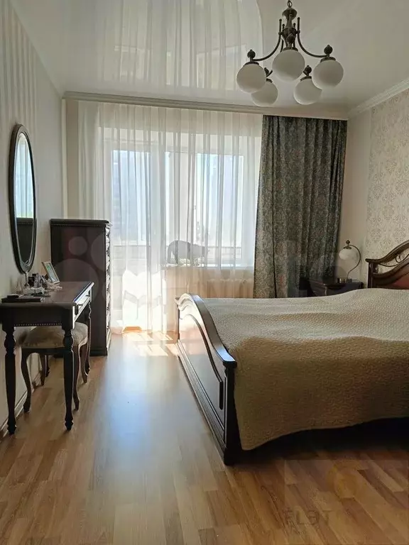 3-к. квартира, 90 м, 5/10 эт. - Фото 1