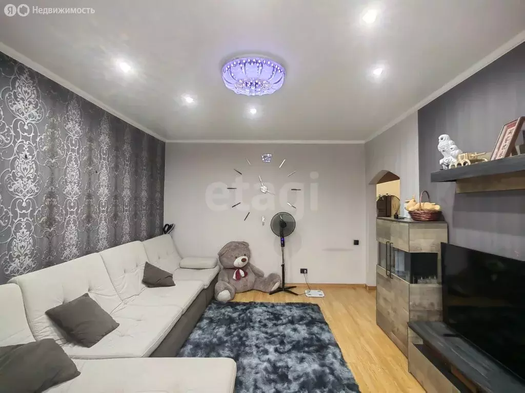 3-комнатная квартира: Абакан, улица Маршала Жукова, 86Б (100.2 м) - Фото 1
