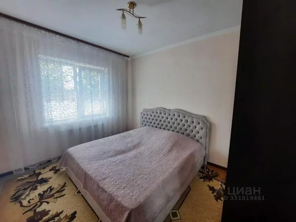 Дом в Крым, Симферопольский район, с. Укромное  (100 м) - Фото 1