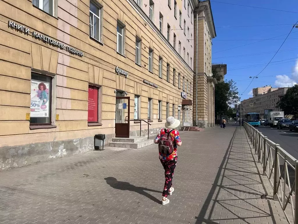 Помещение свободного назначения в Санкт-Петербург Среднеохтинский ... - Фото 0