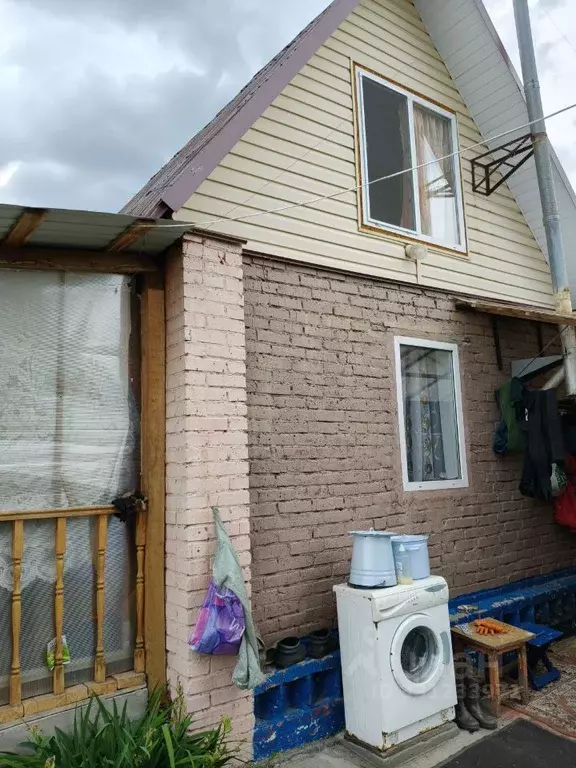Дом в Омская область, Любинский район, Факел-1 СНТ 1 (30 м) - Фото 1