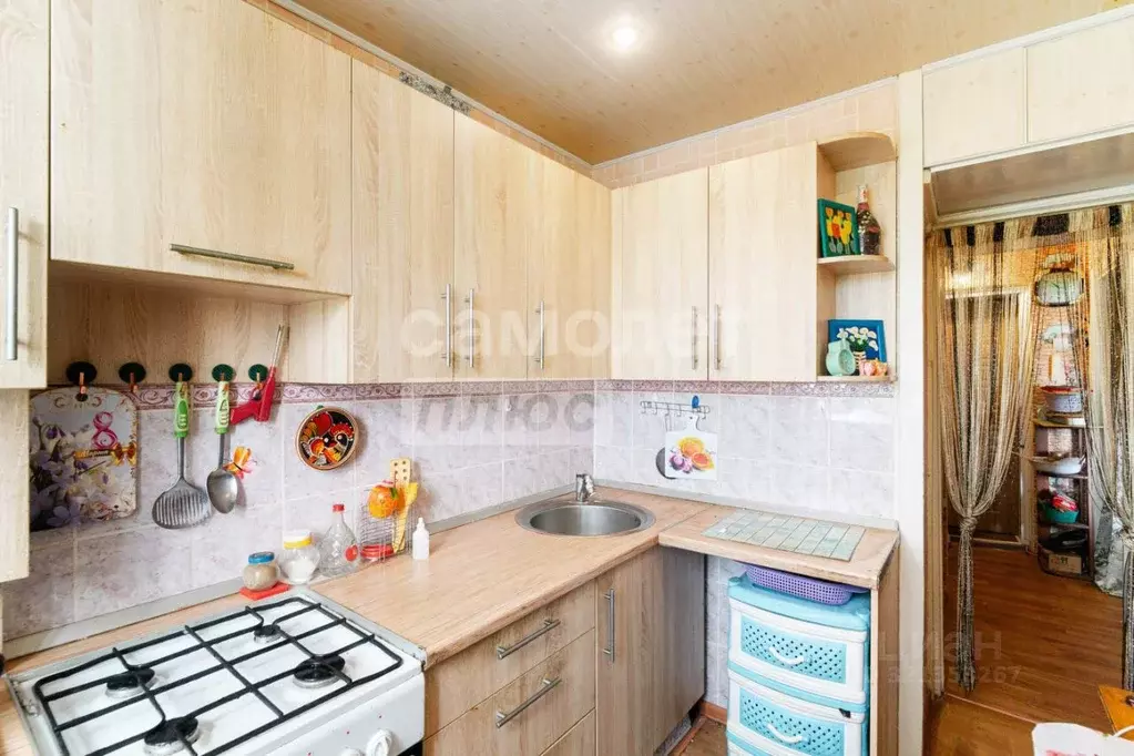 1-к кв. Омская область, Омск Городок Нефтяников мкр, ул. 50 лет ... - Фото 2