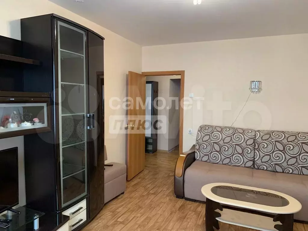 2-к. квартира, 60 м, 5/10 эт. - Фото 0