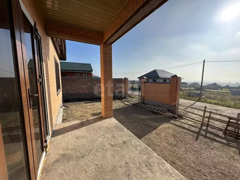 Дом в Ингушетия, Назрань ул. Кировская (170 м) - Фото 1