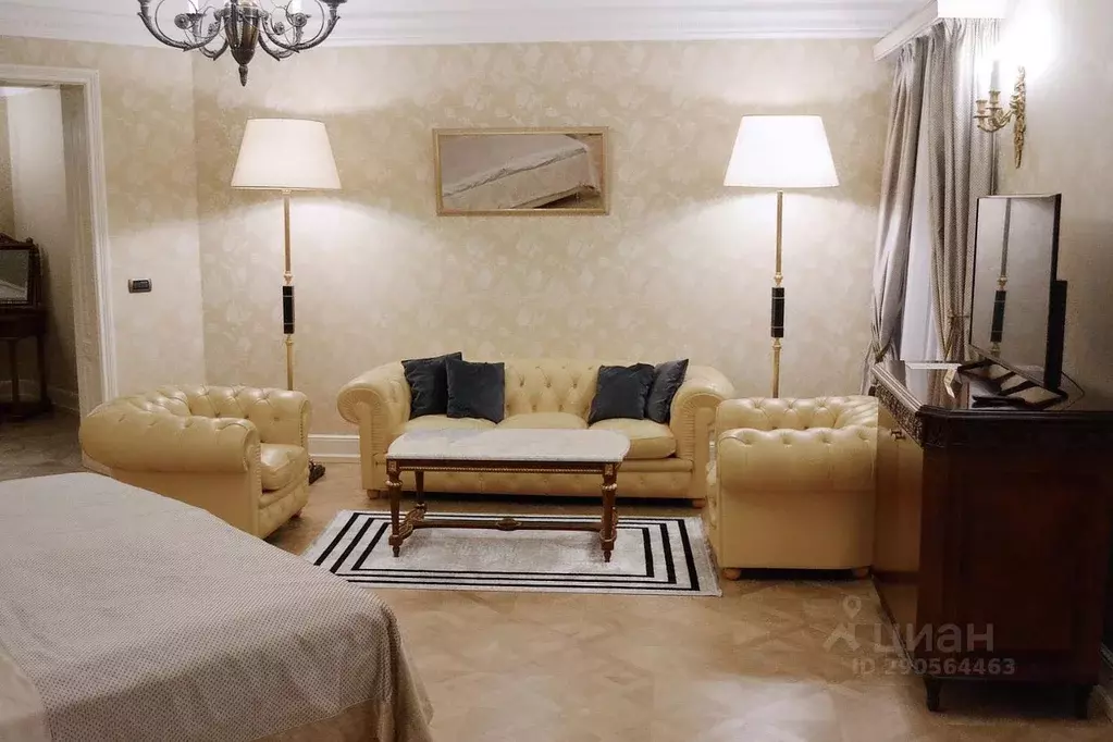 Комната Санкт-Петербург наб. Реки Мойки, 59 (35.0 м) - Фото 1