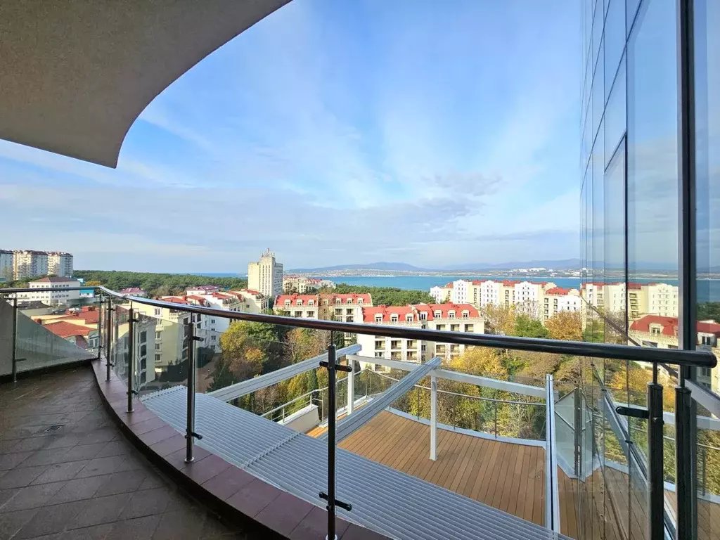 2-к кв. Краснодарский край, Геленджик Крымская ул., 3к2 (95.4 м) - Фото 1