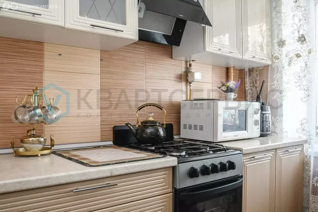 2-комнатная квартира: Омск, улица 10 лет Октября, 138 (40.5 м) - Фото 2