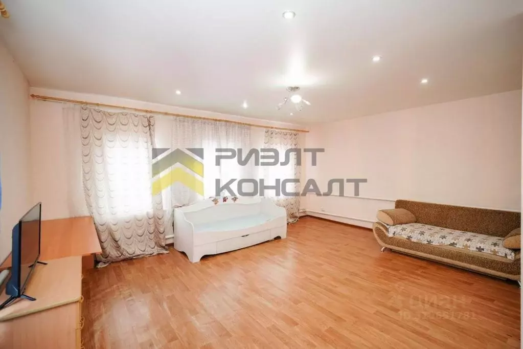 Дом в Омская область, Омск ул. 1-я Курганская, 1 (138 м) - Фото 1