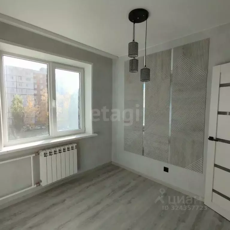 1-к кв. Белгородская область, Старый Оскол Макаренко мкр, 21 (39.6 м) - Фото 1