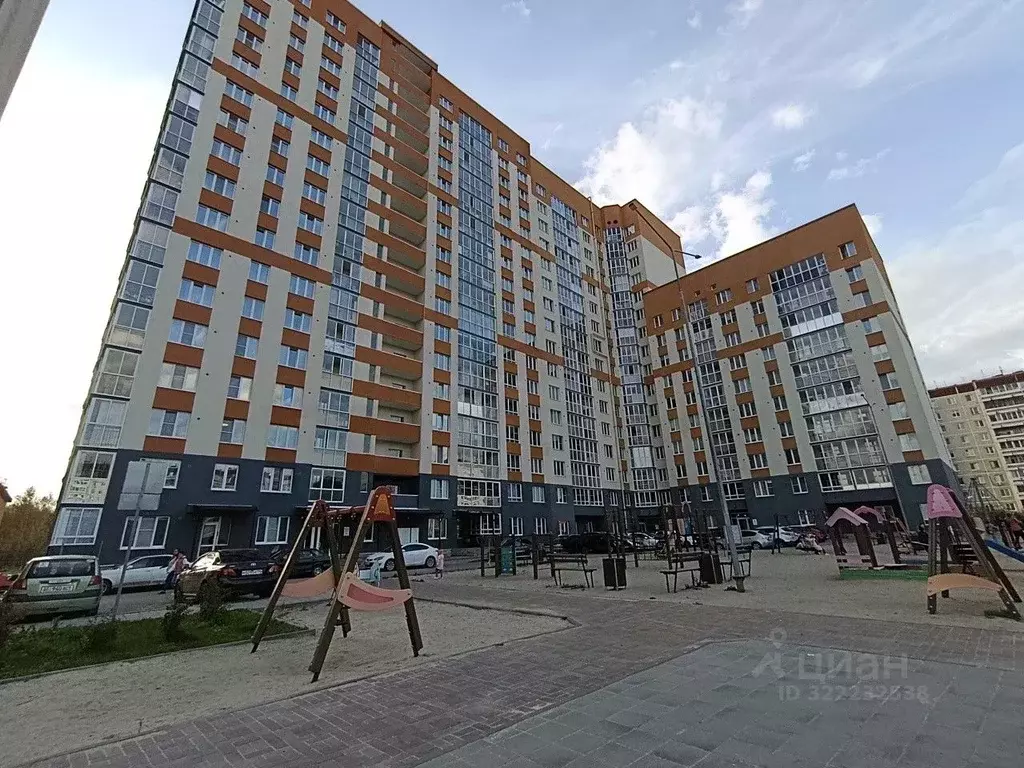 2-к кв. Свердловская область, Екатеринбург ул. Яскина, 14 (53.2 м) - Фото 1