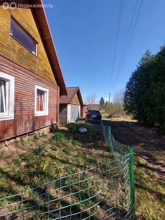 Дом в Псковская область, Печорский муниципальный округ, деревня ... - Фото 1