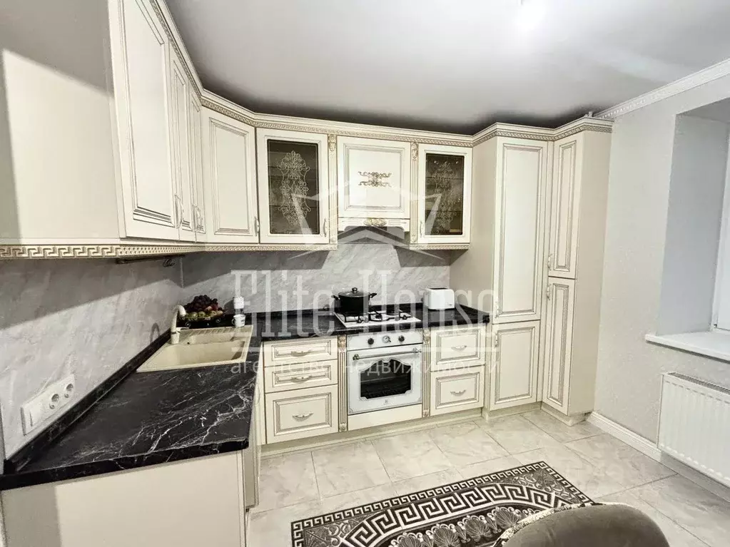 2-к кв. Калужская область, Калуга проезд Тарусский, 14 (68.0 м) - Фото 1