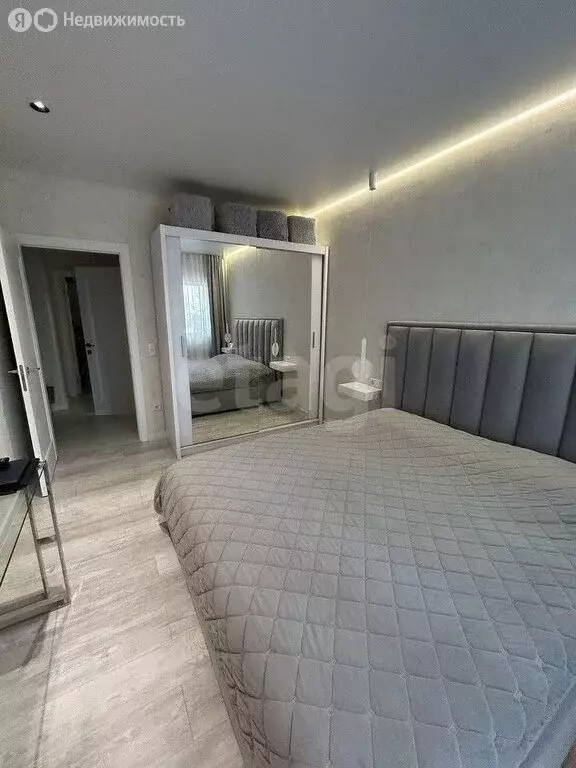 2-комнатная квартира: Калининград, улица Генерала Буткова, 20 (67 м) - Фото 1