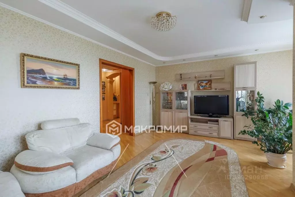 3-к кв. Брянская область, Брянск ул. Ромашина, 39 (96.7 м) - Фото 1