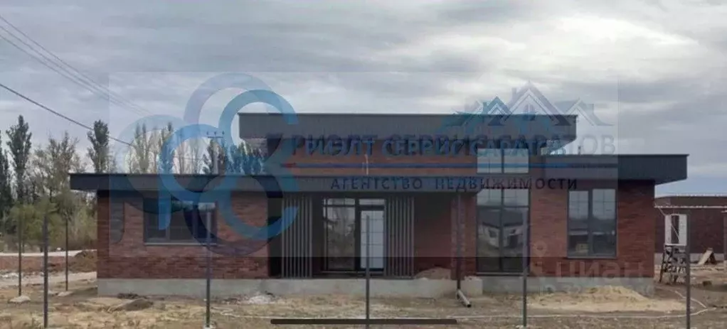 Коттедж в Саратовская область, Энгельсский район, Красноярское ... - Фото 1