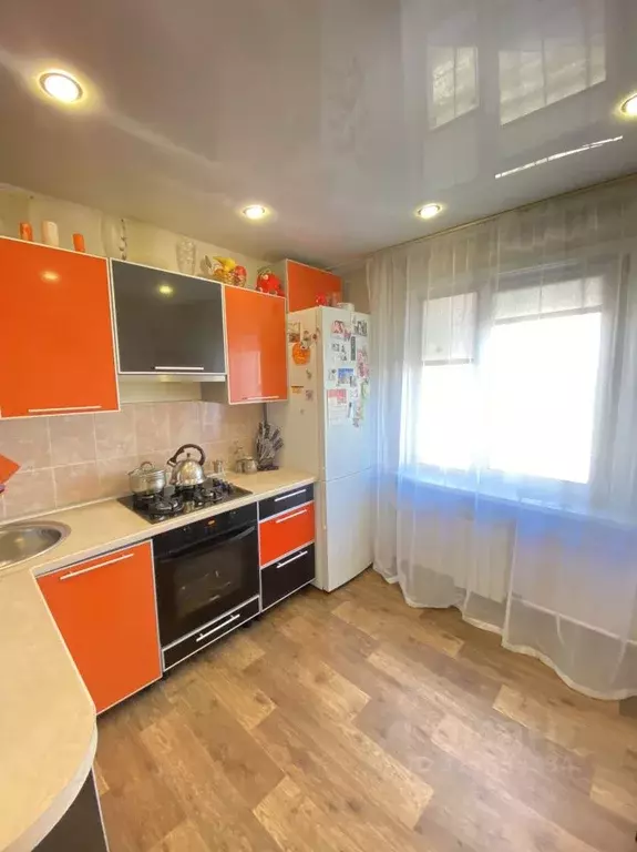 2-к кв. Иркутская область, Ангарск 8-й мкр, 10 (50.0 м) - Фото 0