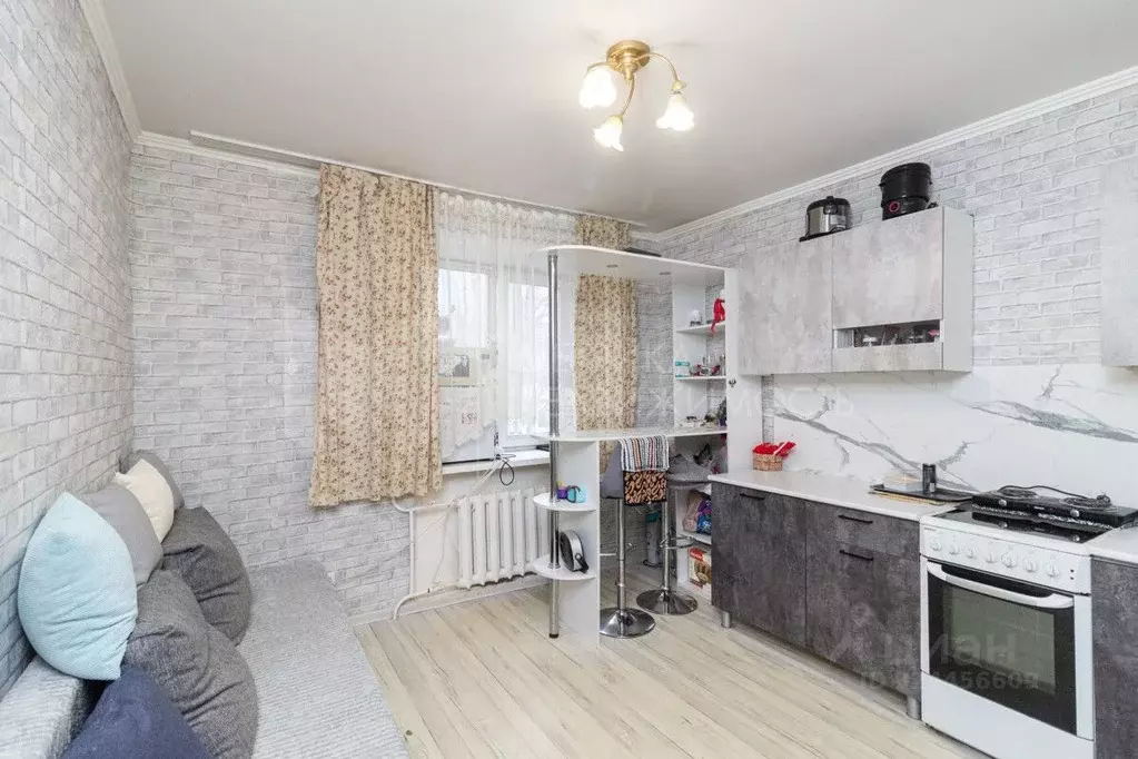 1-к кв. Тюменская область, Тюмень Антипино мкр, ул. Александра ... - Фото 1