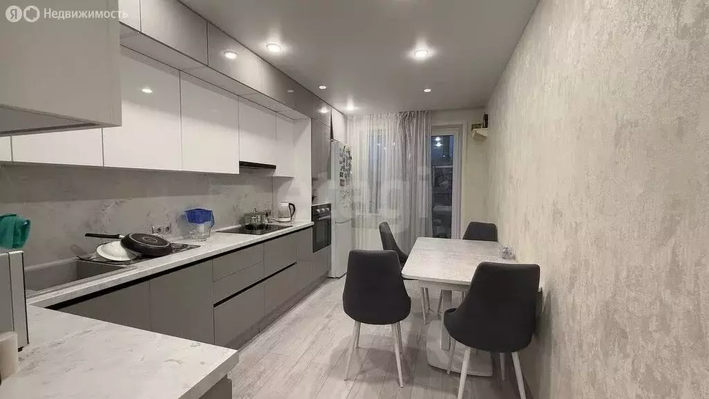 3-комнатная квартира: Ульяновск, улица Варейкиса, 50 (75 м) - Фото 1