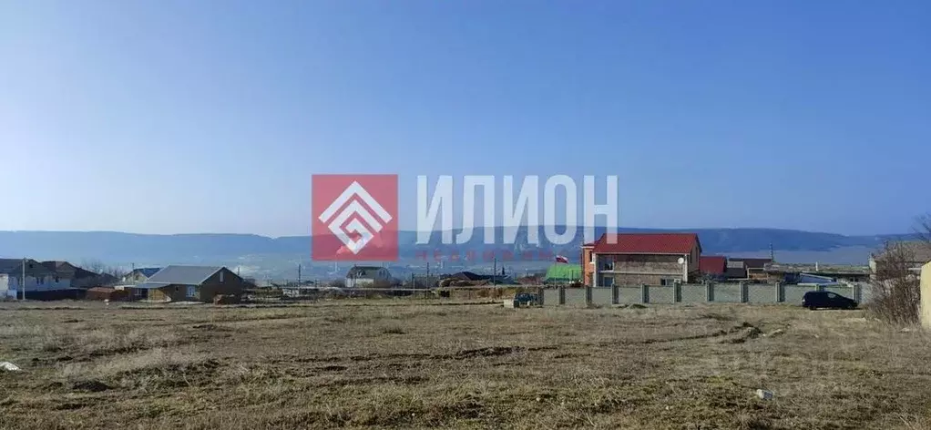 Участок в Крым, Бахчисарай ул. Имени Усеина Баданинского, 26 (6.0 ... - Фото 0