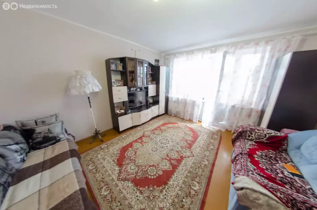 3-комнатная квартира: Шадринск, улица Автомобилистов, 84А (58.4 м) - Фото 0