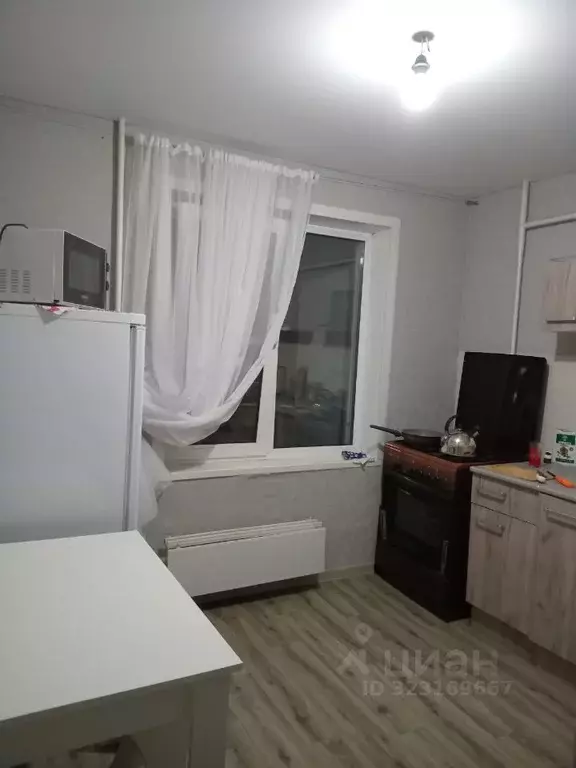 2-к кв. Татарстан, Зеленодольск ул. Королева, 2 (42.0 м) - Фото 1