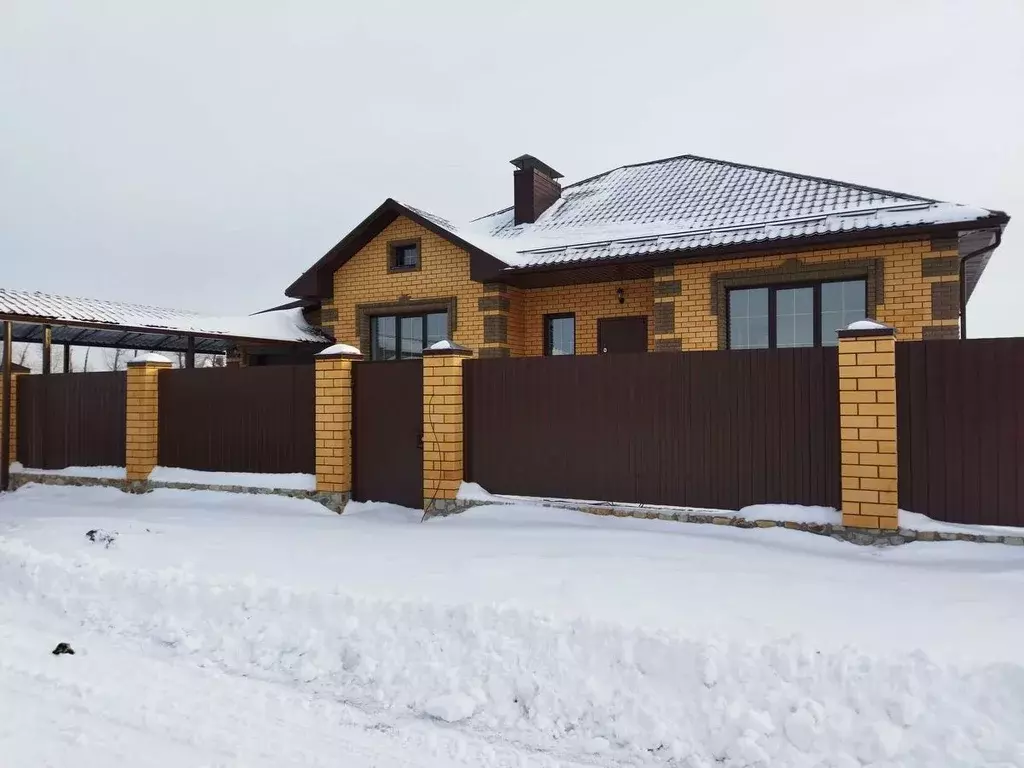 Дом в Белгородская область, Белгородский район, Дубовское с/пос, пос. ... - Фото 0