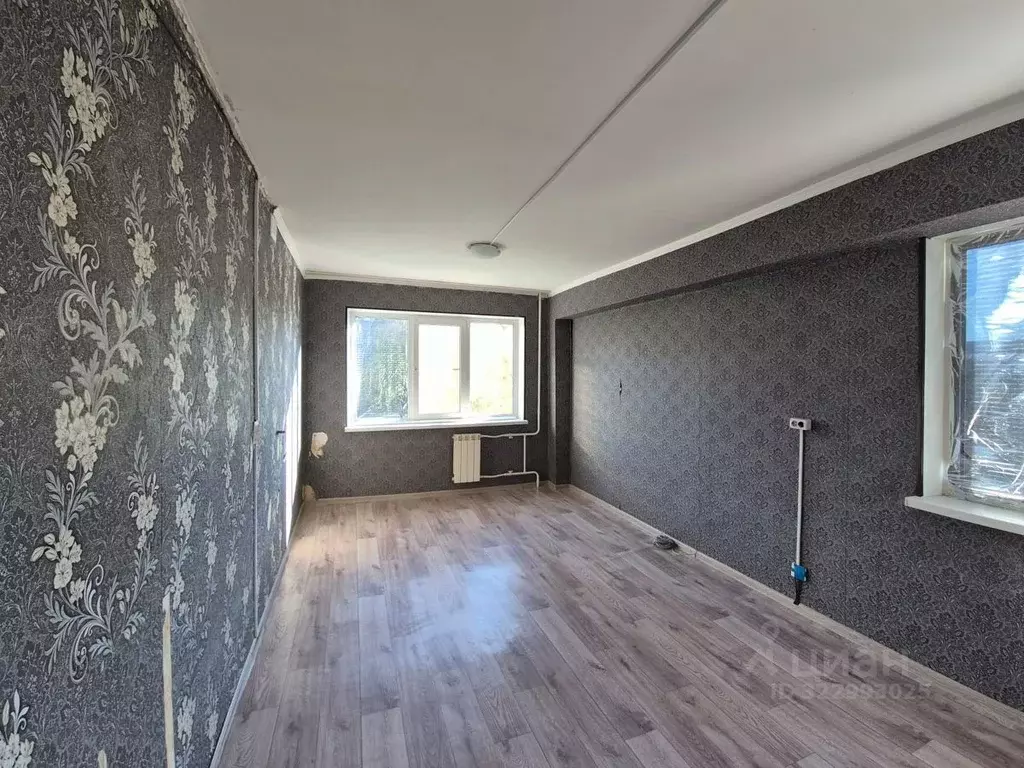 Комната Омская область, Омск ул. Декабристов, 108 (17.0 м) - Фото 1