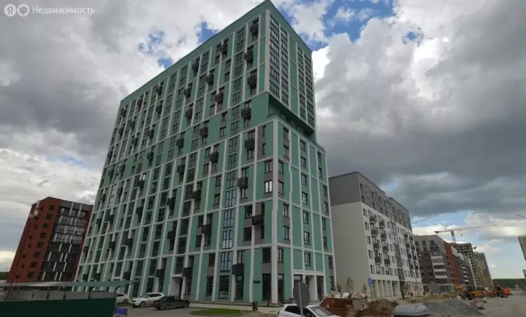 2-комнатная квартира: Тюмень, улица Николая Глебова, 4 (57 м) - Фото 2