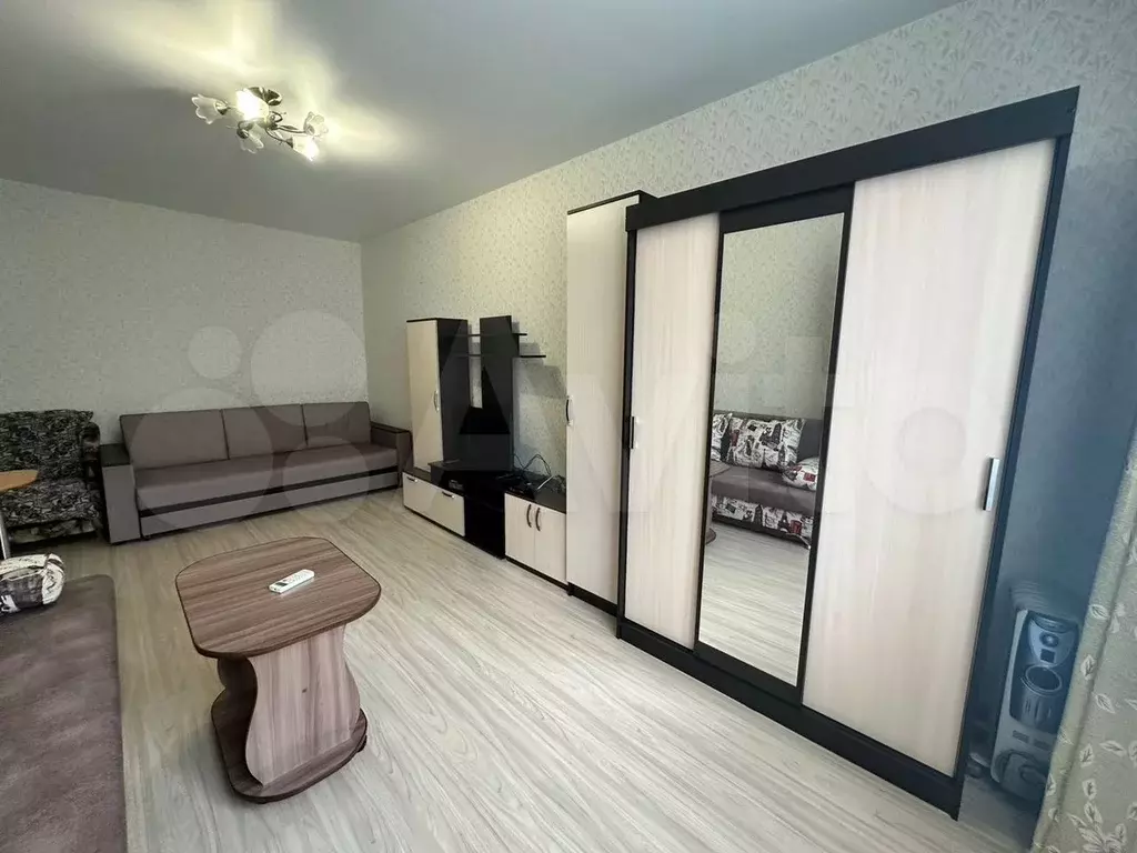 1-к. квартира, 38 м, 2/4 эт. - Фото 1