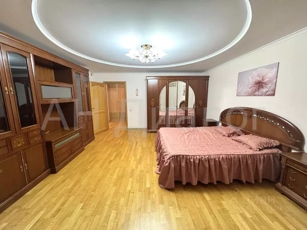 3-к кв. Свердловская область, Екатеринбург ул. Тверитина, 34/9 (150.0 ... - Фото 1