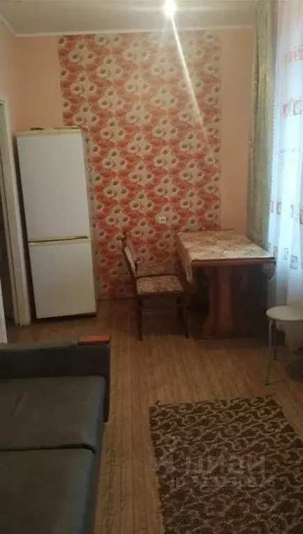 2-к кв. Белгородская область, Белгород ул. Есенина, 8 (67.0 м) - Фото 1