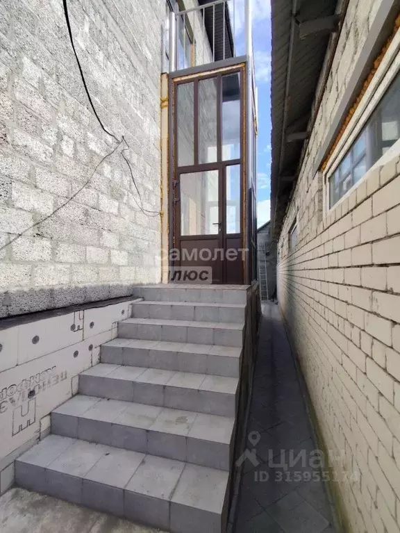 Дом в Самарская область, Сызрань Красногорская ул., 38 (300 м) - Фото 2