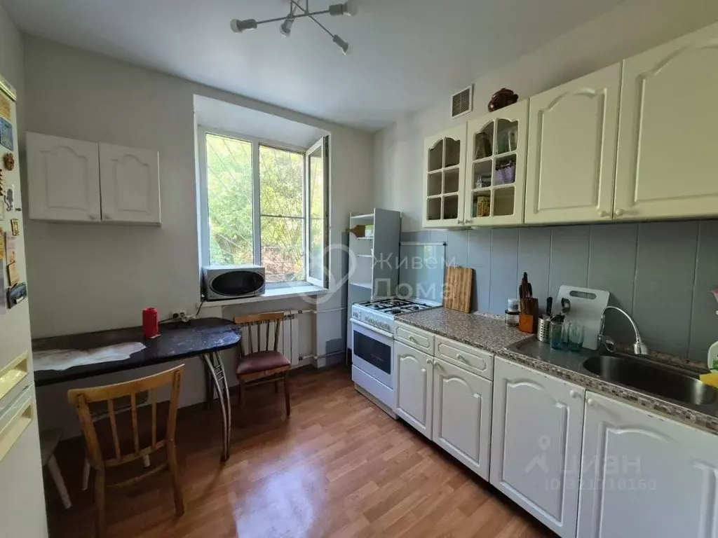 3-к кв. Волгоградская область, Волгоград Кузнецкая ул., 101 (17.0 м) - Фото 1