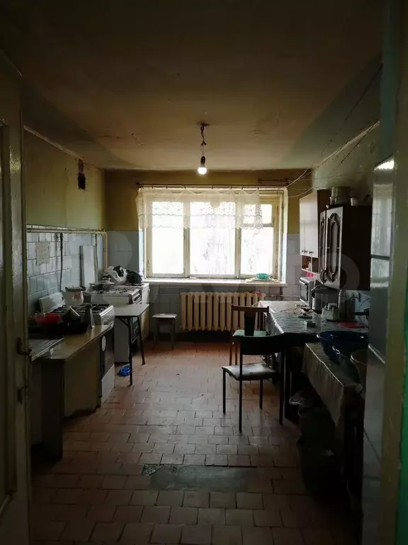 Комната 13,3 м в 7-к., 5/5 эт. - Фото 1