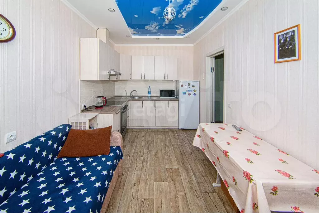 3-к. квартира, 29,8 м, 3/3 эт. - Фото 0