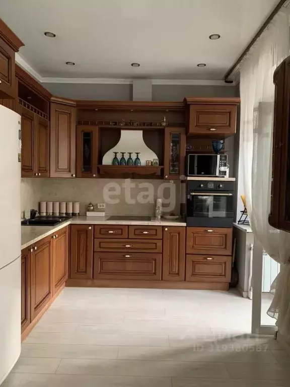 2-к кв. Коми, Сыктывкар ул. Кутузова, 36 (71.6 м) - Фото 1